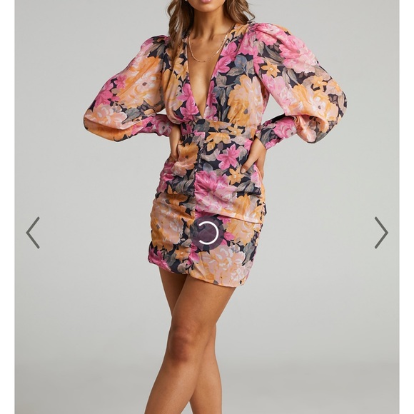 TIRAH LONG SLEEVE MINI DRESS IN BLACK FLORAL- no longer is stock online - Picture 4 of 6